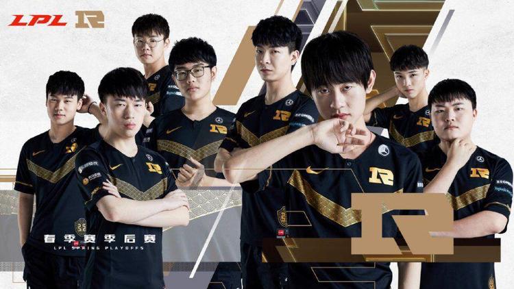 无奈止步首 无奈止步首