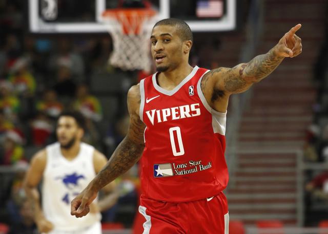 队在国内外 队在国内外