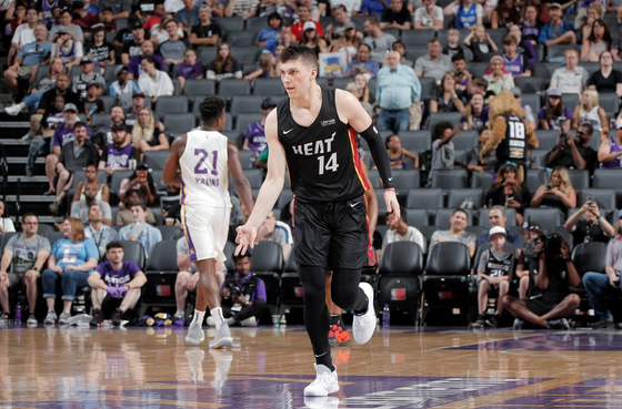 在比賽中即 在比賽中即